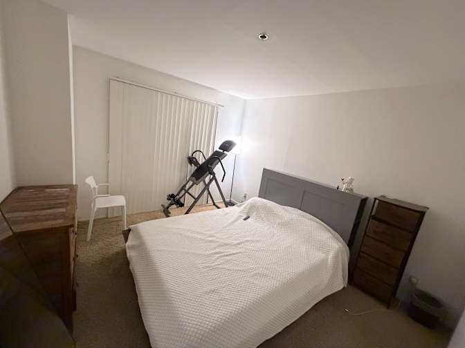 Masoud's room