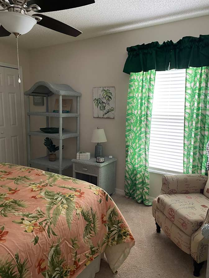 Gail's room