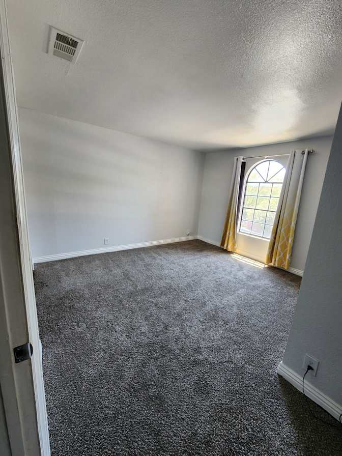 MIMI's room
