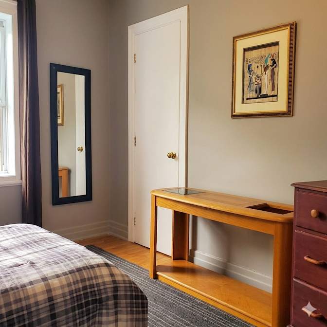 Alain's room