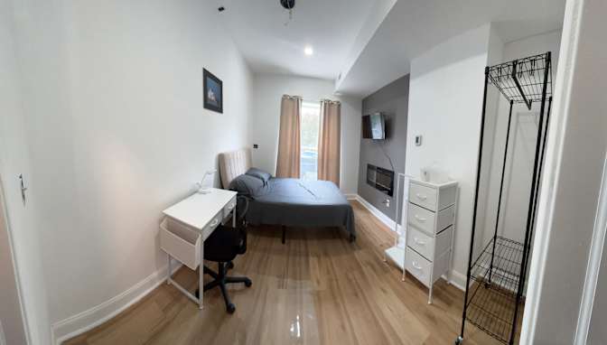 Thaddeus Harrington's room