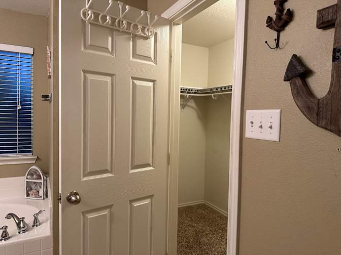 Gayle's room