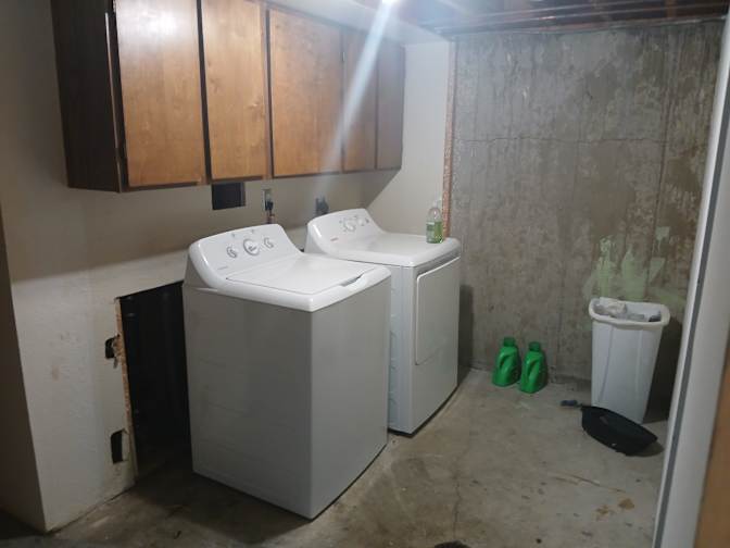 MARK SCHLESSMAN's room