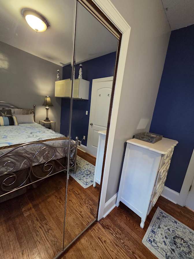 Traci's room