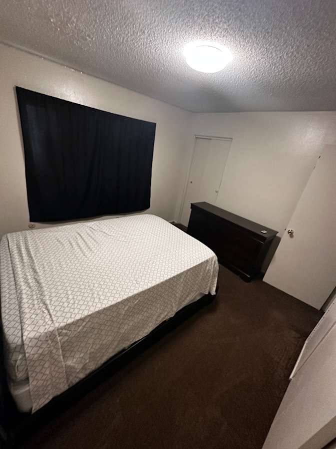 JoseMiguel's room