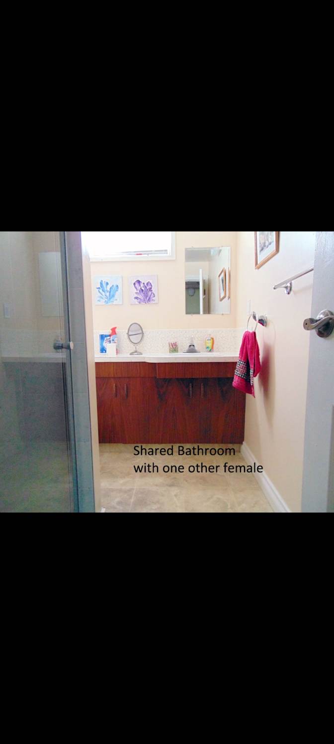Jennifer's room