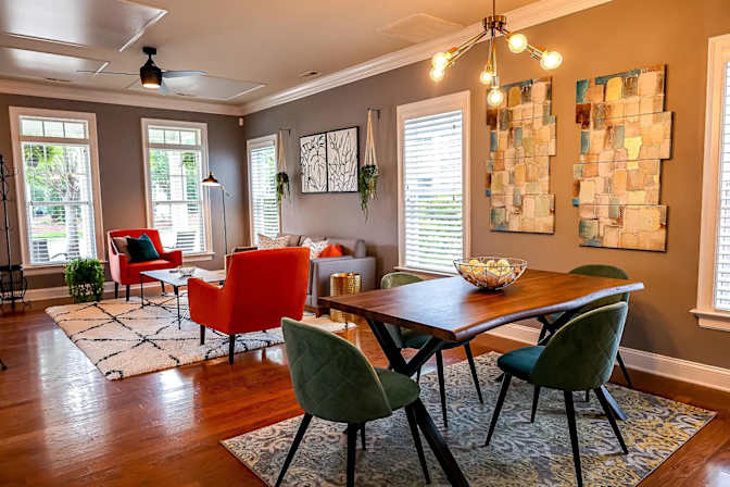 Alcove Rooms's room