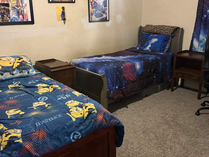 Michael L Sledge's room