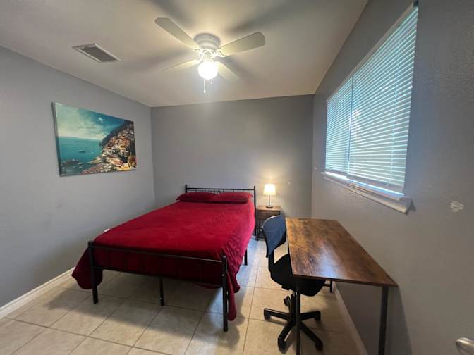 PadSplit's room