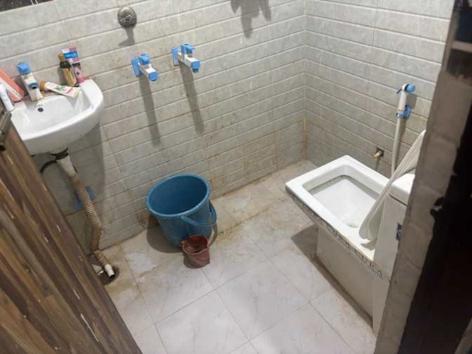 Arijit's room