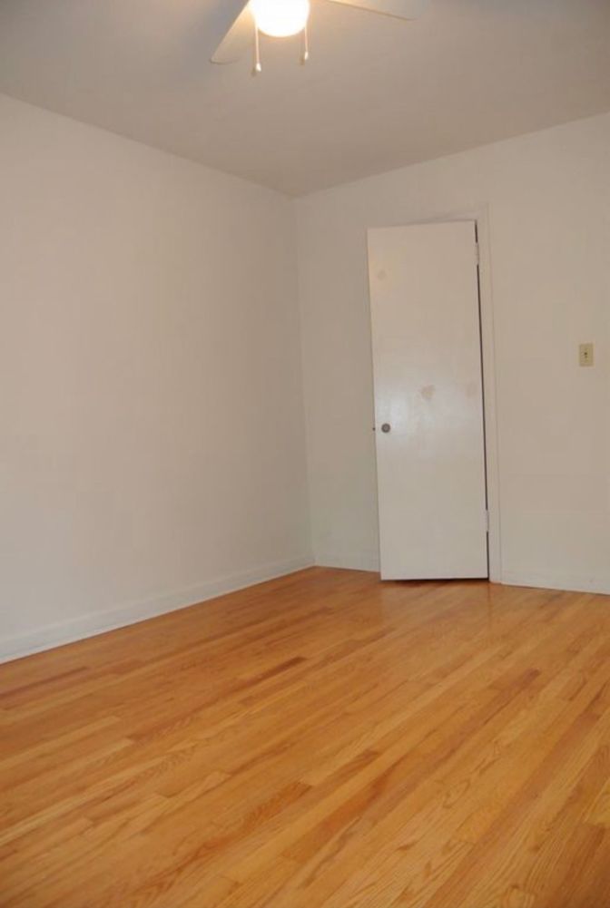 Aliese's room