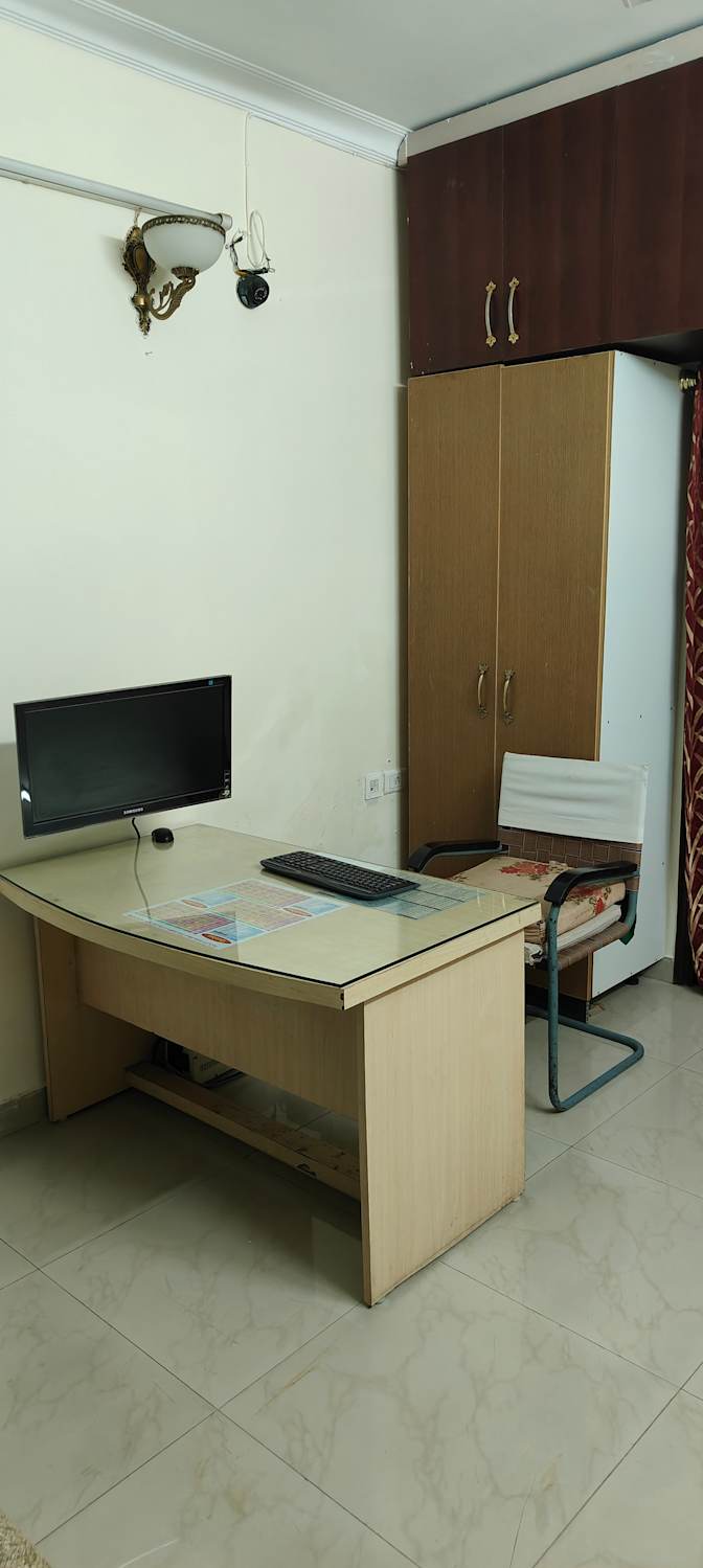 Sameer Grover's room