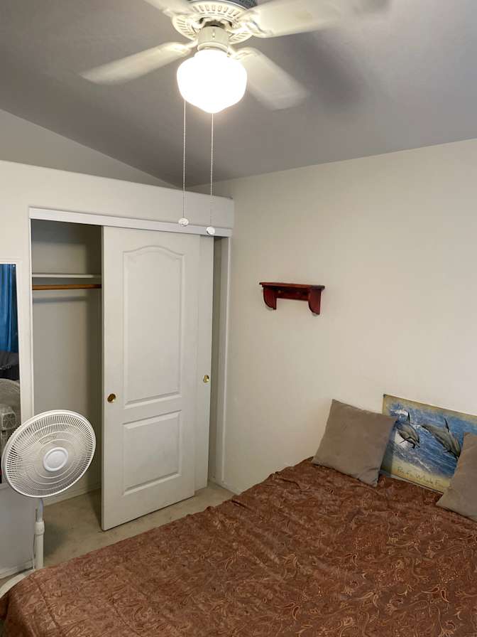 kiyoumarceFaridian's room