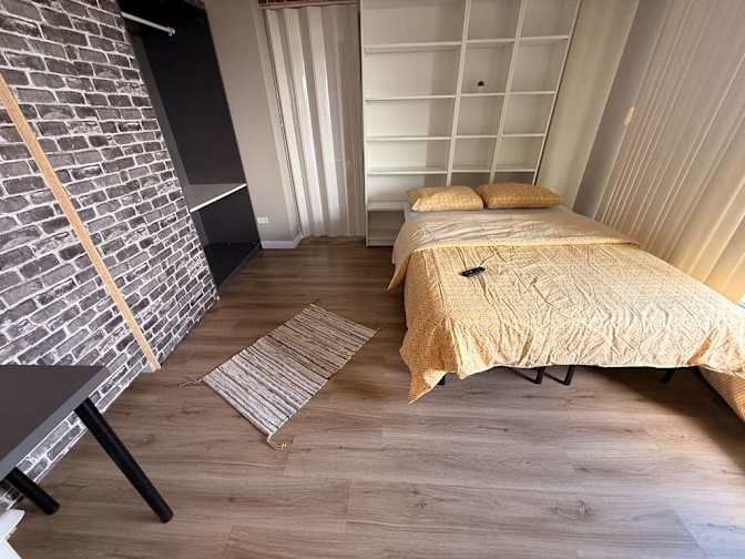 Eleftheri Denis's room