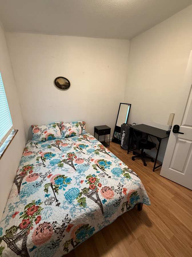 PadSplit's room
