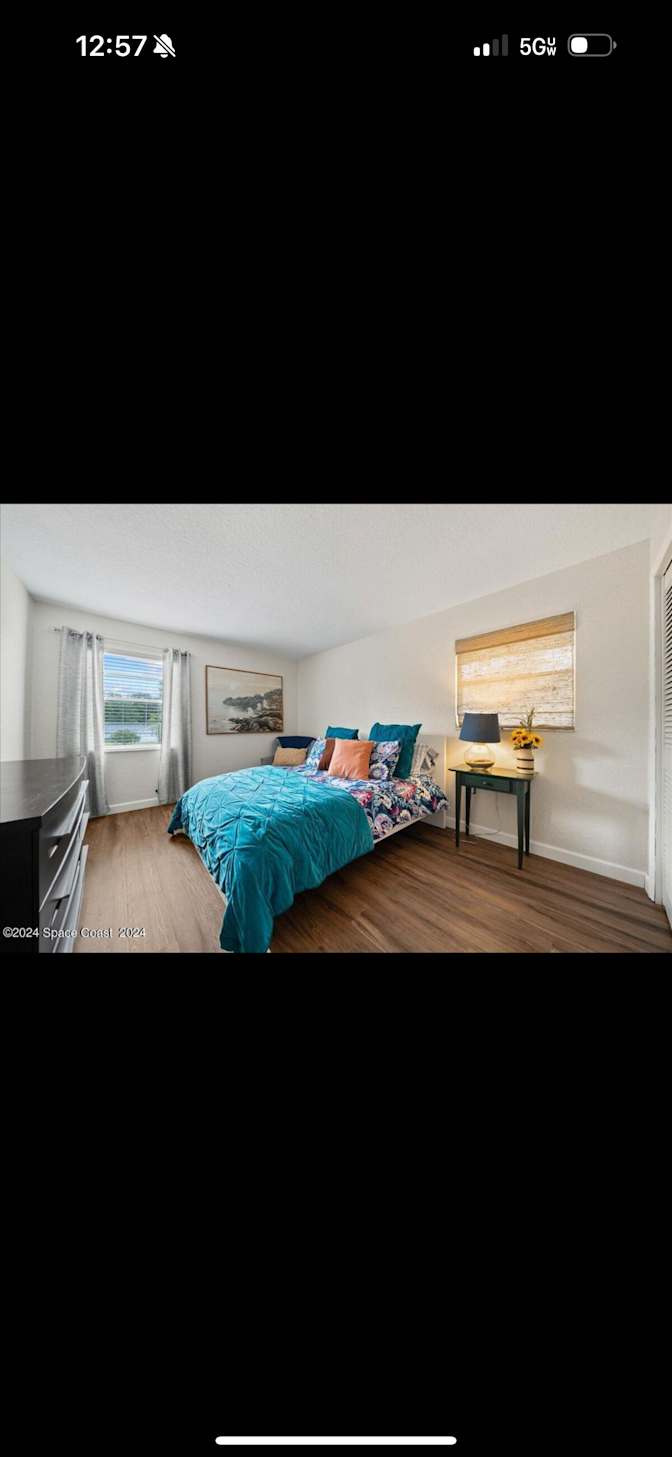 Foster's room