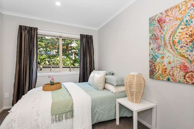 neve's room