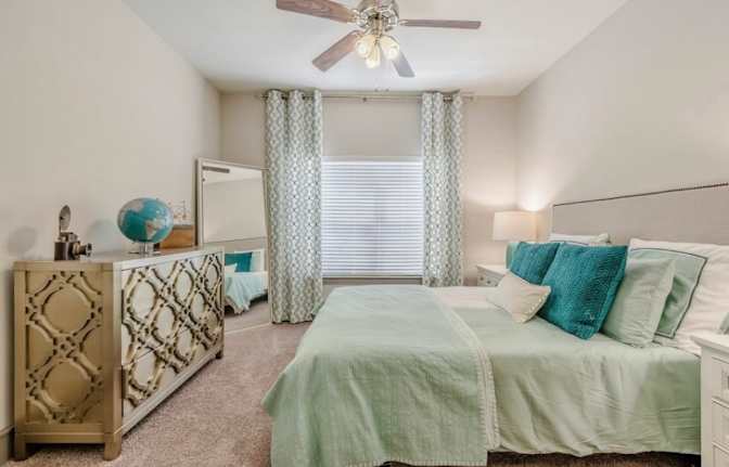 Vivian's room