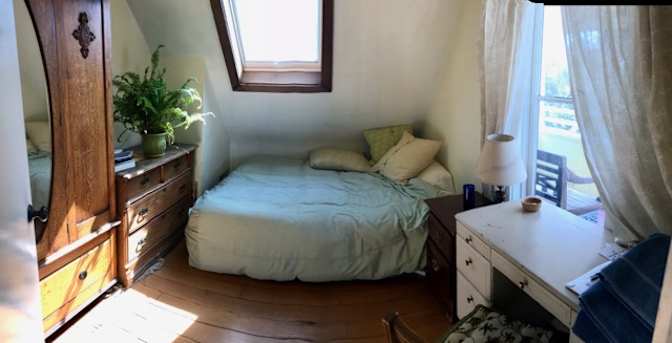 Valeria's room
