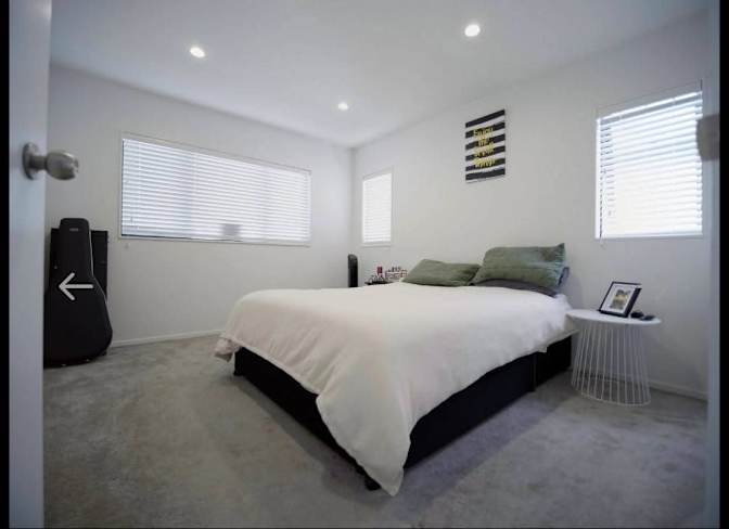 Yvie's room
