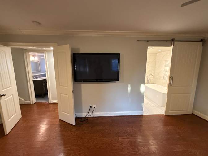 Alcove Rooms's room