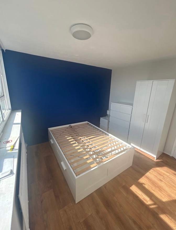 Zoe's room
