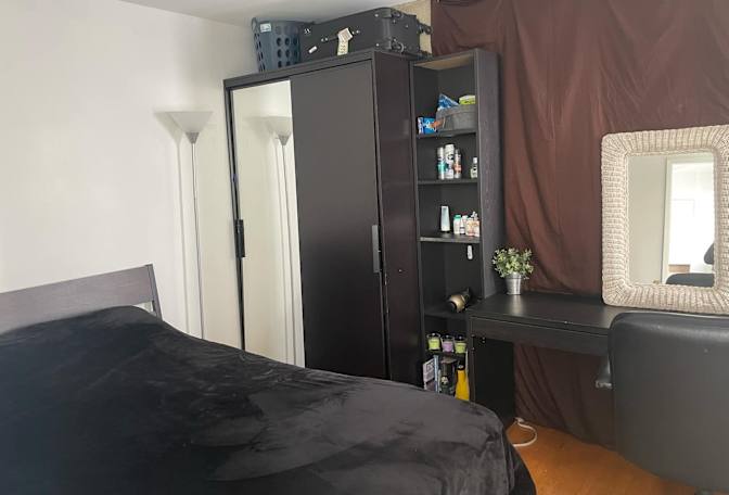 Richard Haines's room