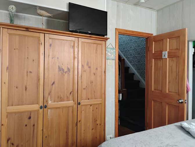 Craig's room