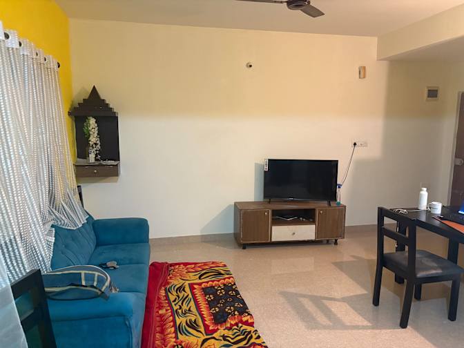 Naushad's room