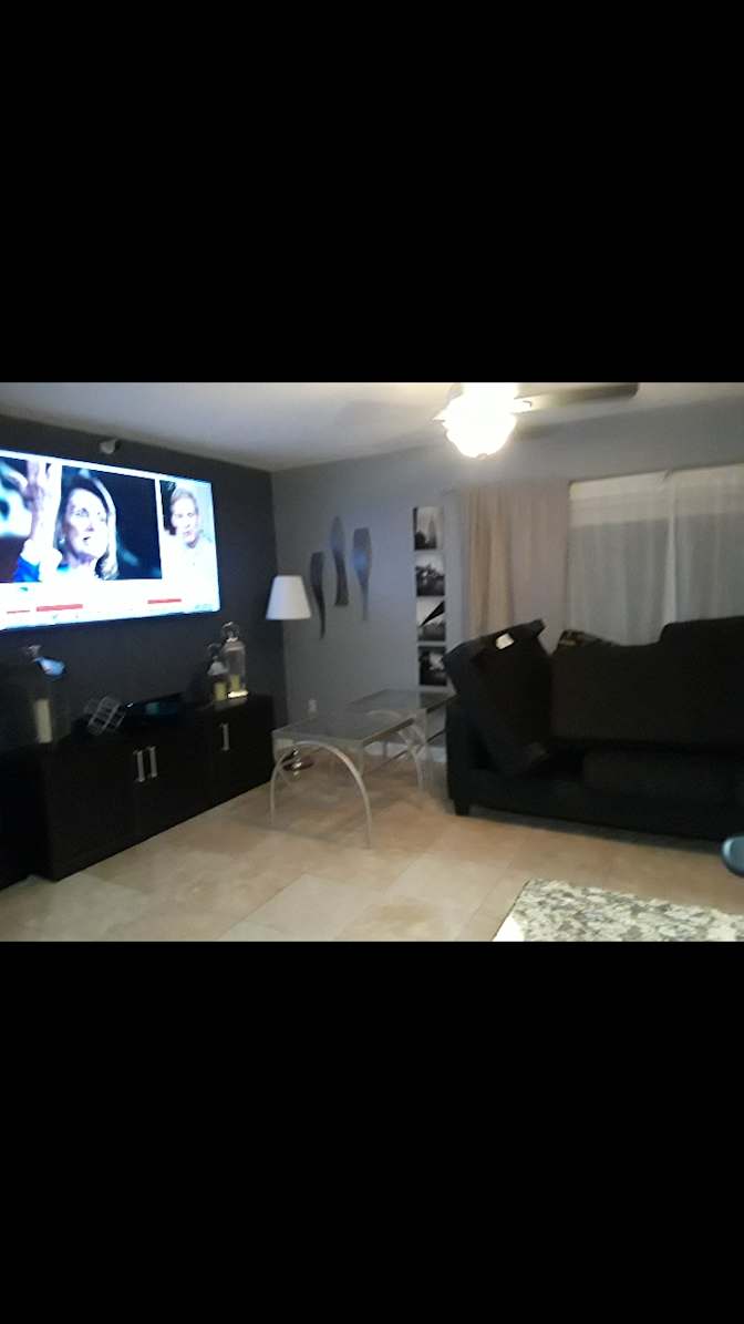 Sebring Florida's room
