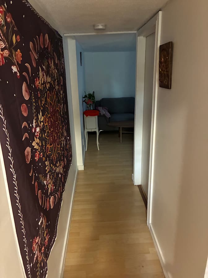 Dada Shiilabhadrananda's room