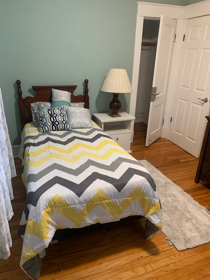 Annie's room