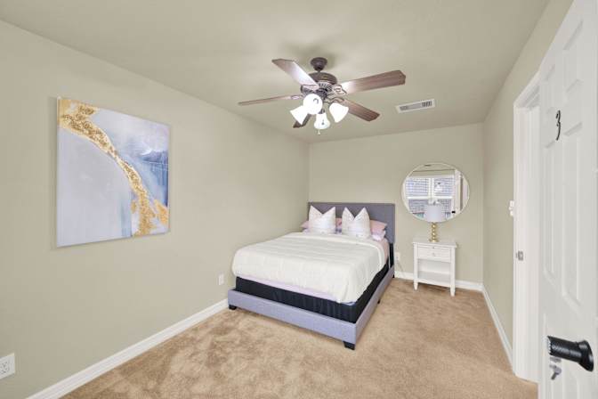 PadSplit's room