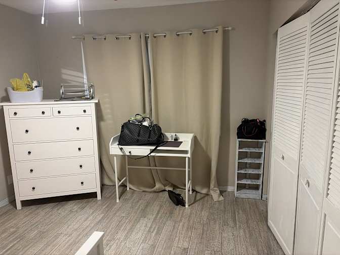 Linda's room