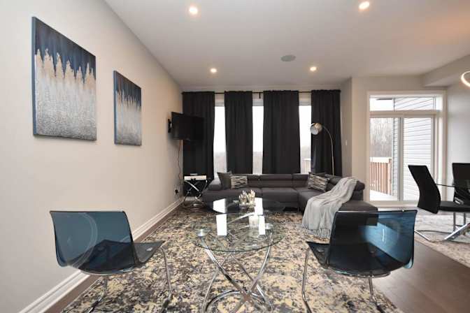Rent In Ottawa Property Management Inc's room