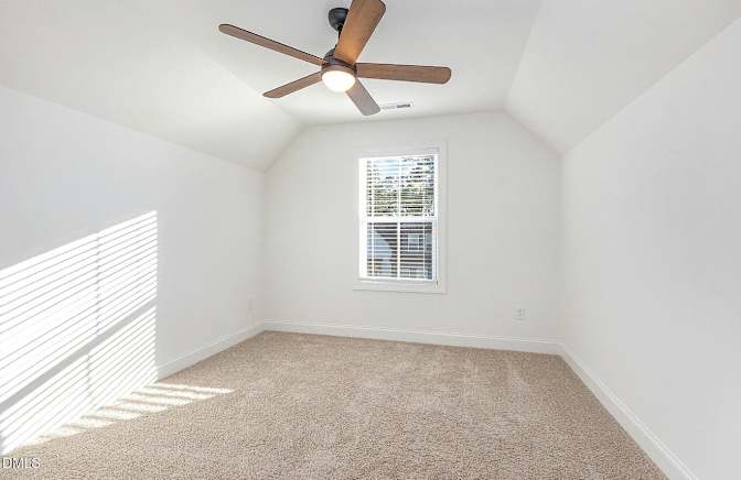 Alcove Rooms's room