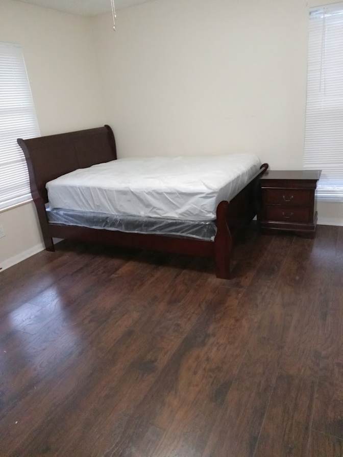 Jami's room