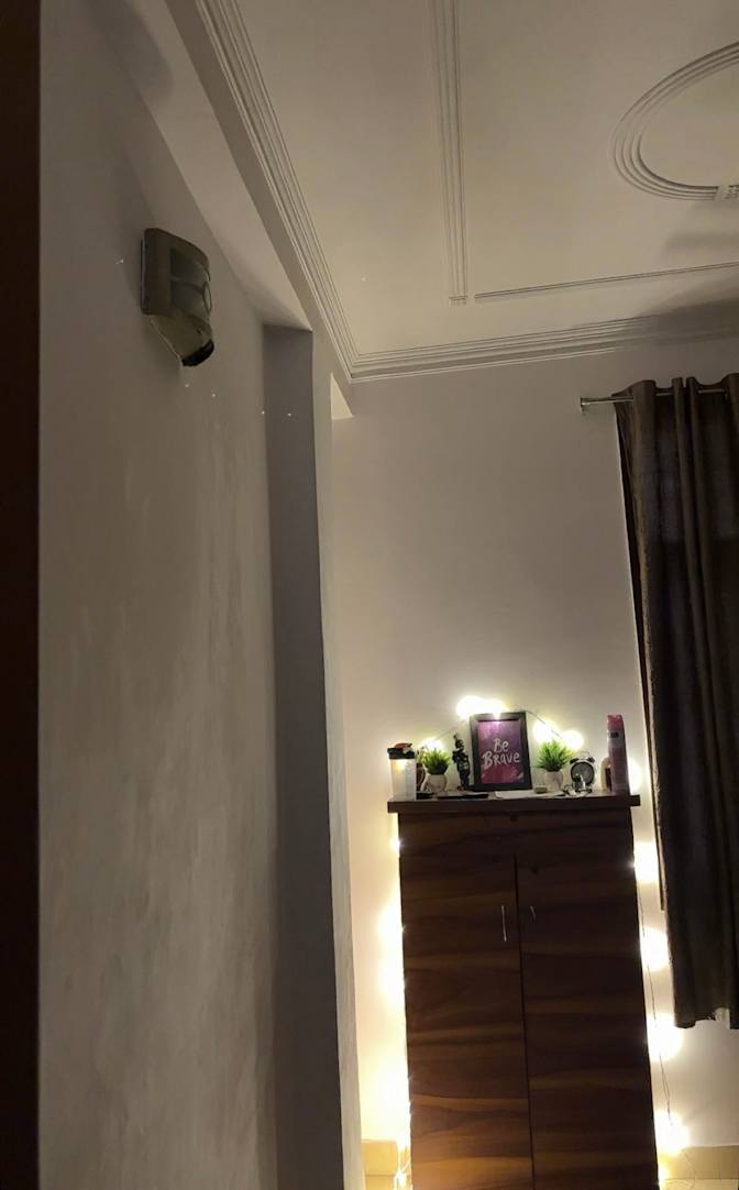 Utkarsh pandey's room