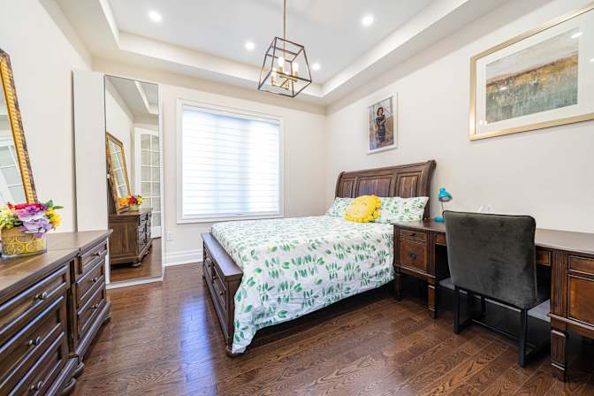Jenny's room