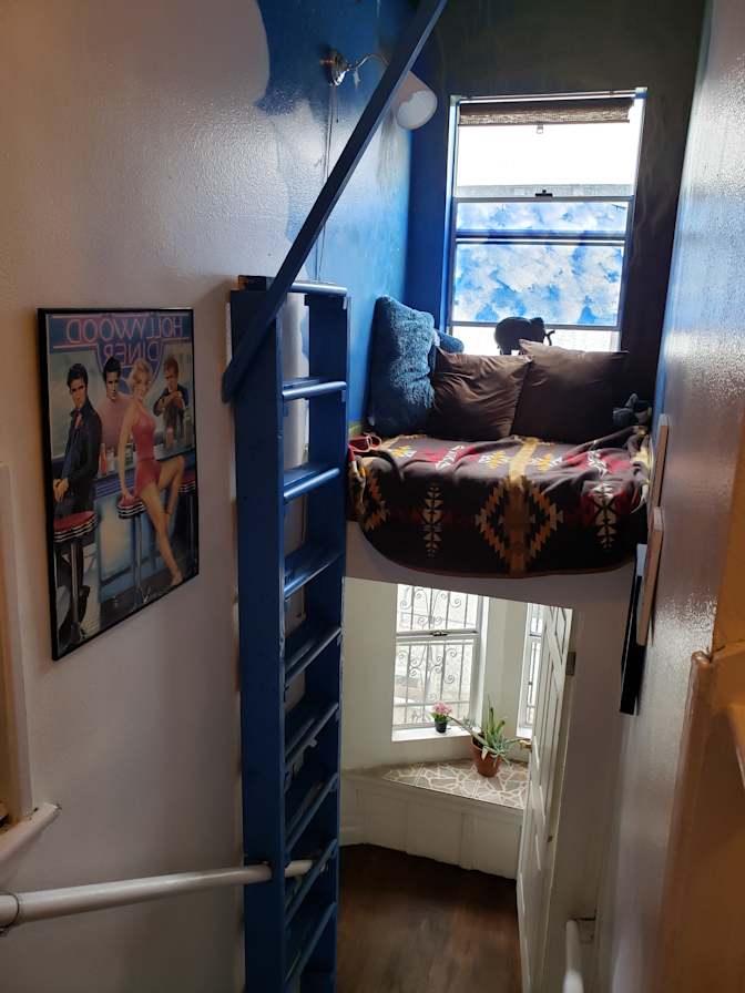 Geoffrey's room