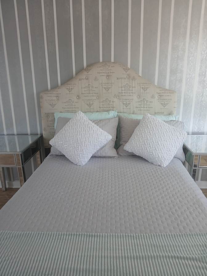 Miaamalia Martinez's room