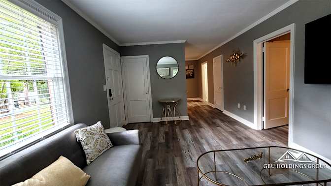 GBU Holdings Group's room