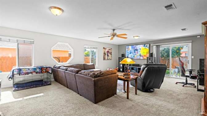 Greyson's room