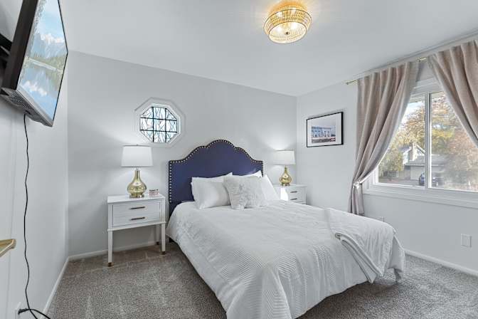Valerie's room