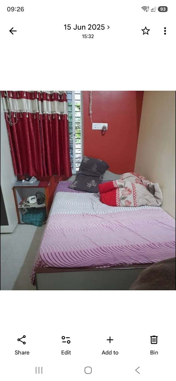Manohar's room