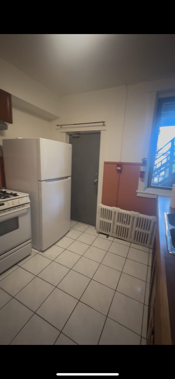 Amir Ahmadipour's room