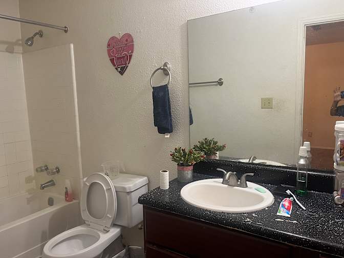 Rubina shah's room