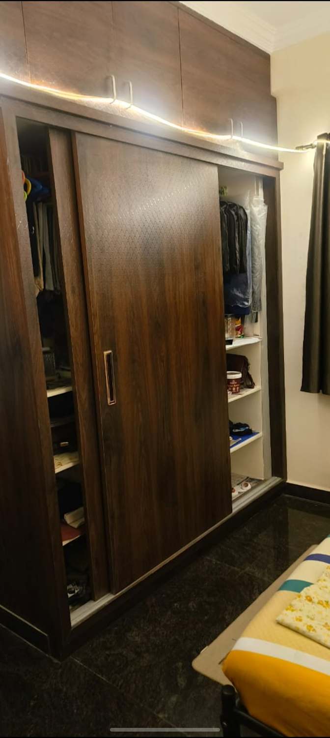 Sunil Gandhi's room