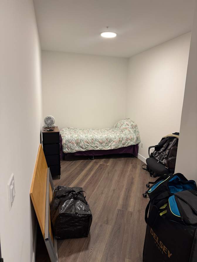 Alex Lari's room