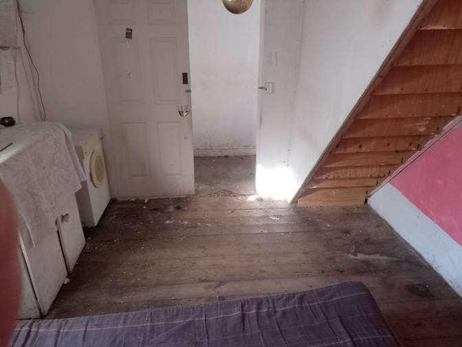 Chandrin Russouw's room